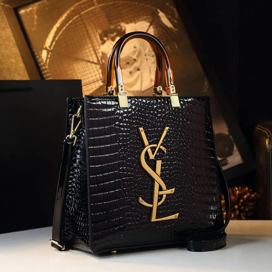 High-end handbag, 2025 new style fashionable crocodile print women's bag, middle-aged mother's bag, grand crossbody bag