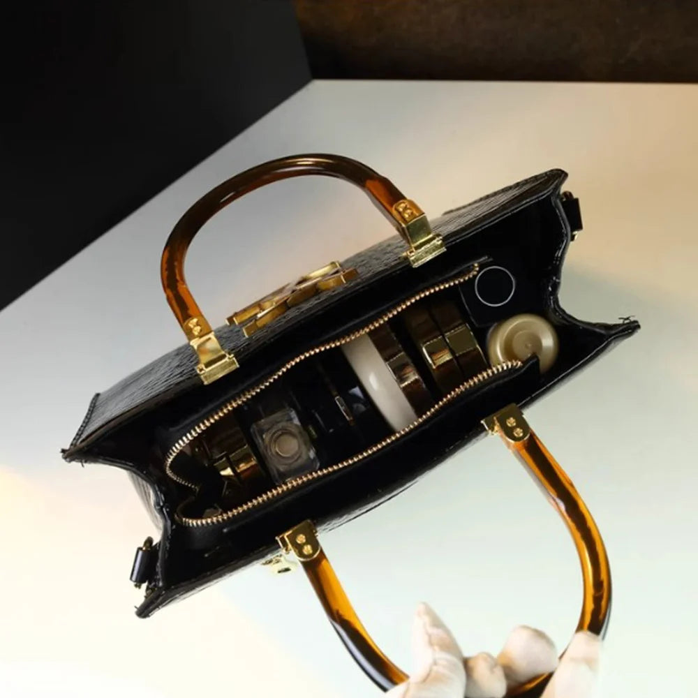 High-end handbag, 2025 new style fashionable crocodile print women's bag, middle-aged mother's bag, grand crossbody bag