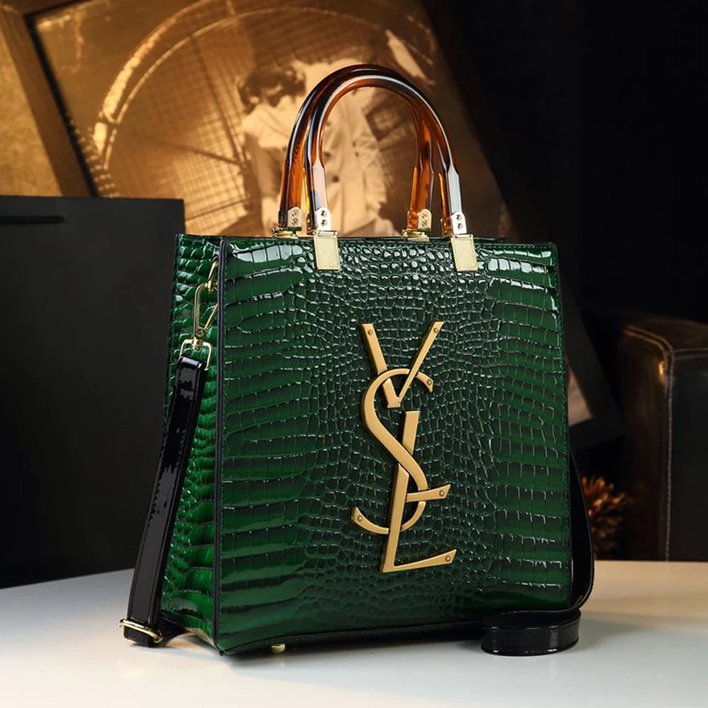 High-end handbag, 2025 new style fashionable crocodile print women's bag, middle-aged mother's bag, grand crossbody bag