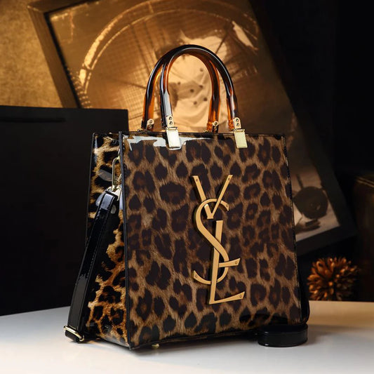 High-end handbag, 2025 new style fashionable crocodile print women's bag, middle-aged mother's bag, grand crossbody bag